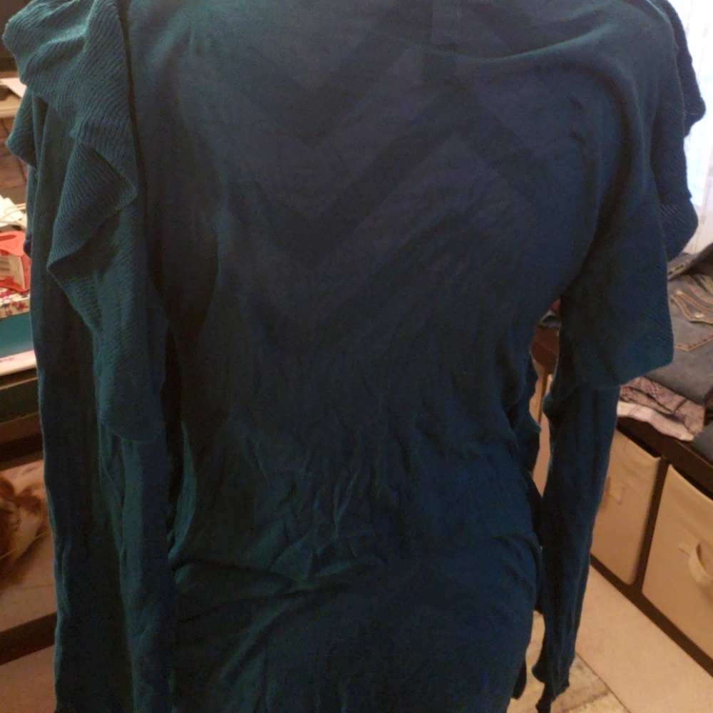 Sweater - Picture 4 of 4